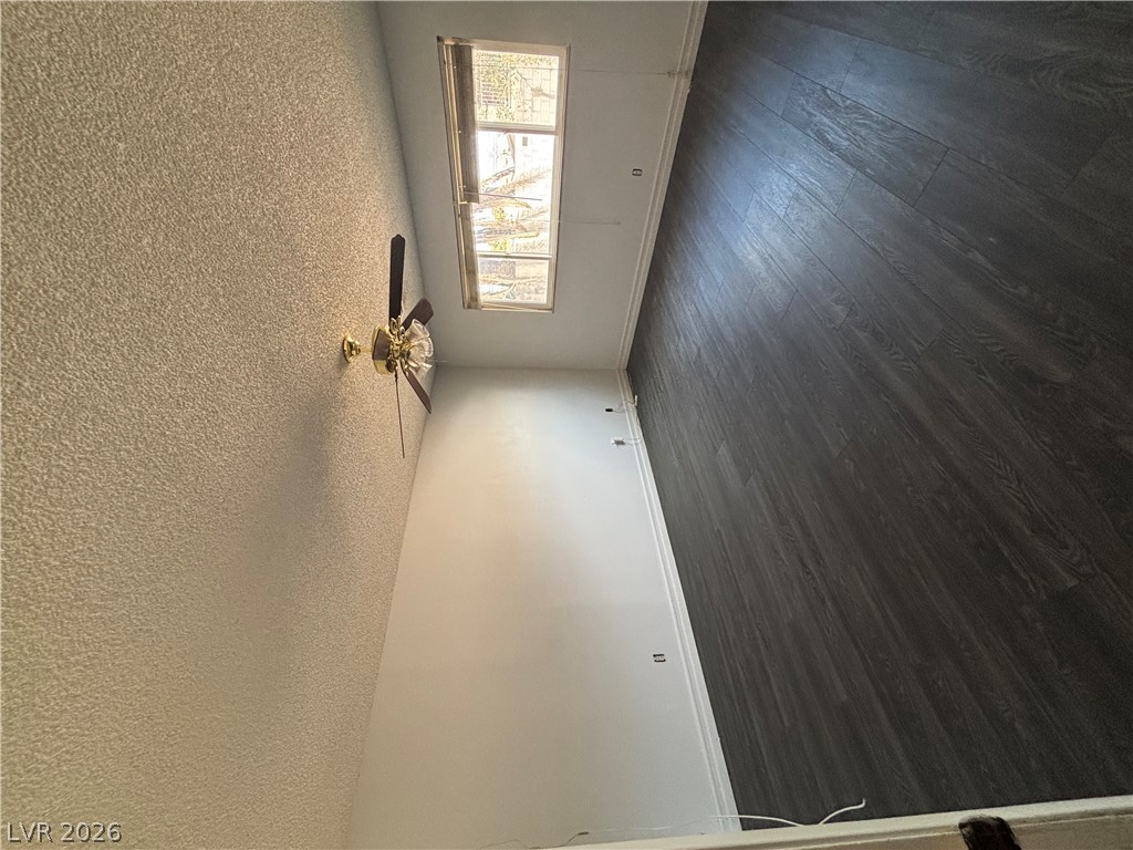 1664 Caliente Court Property Photo 24