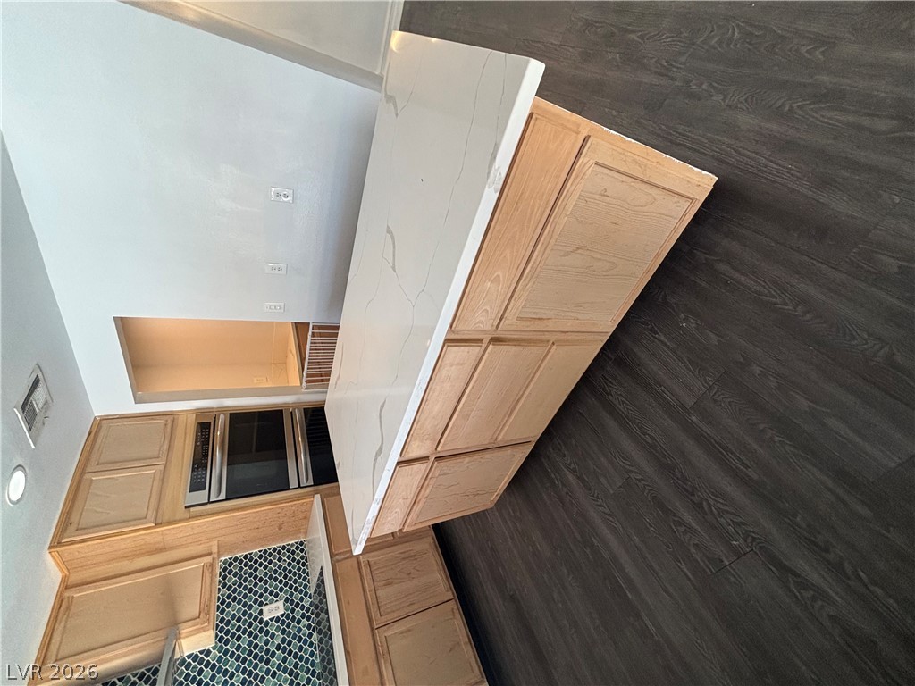 1664 Caliente Court Property Photo 45