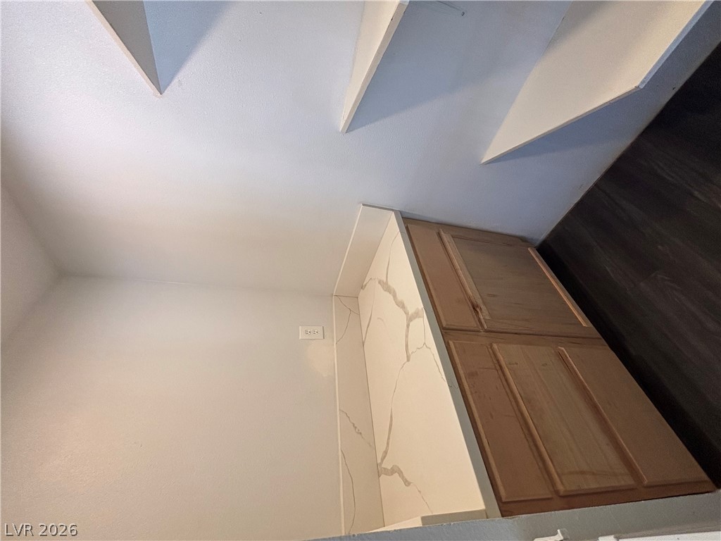 1664 Caliente Court Property Photo 46