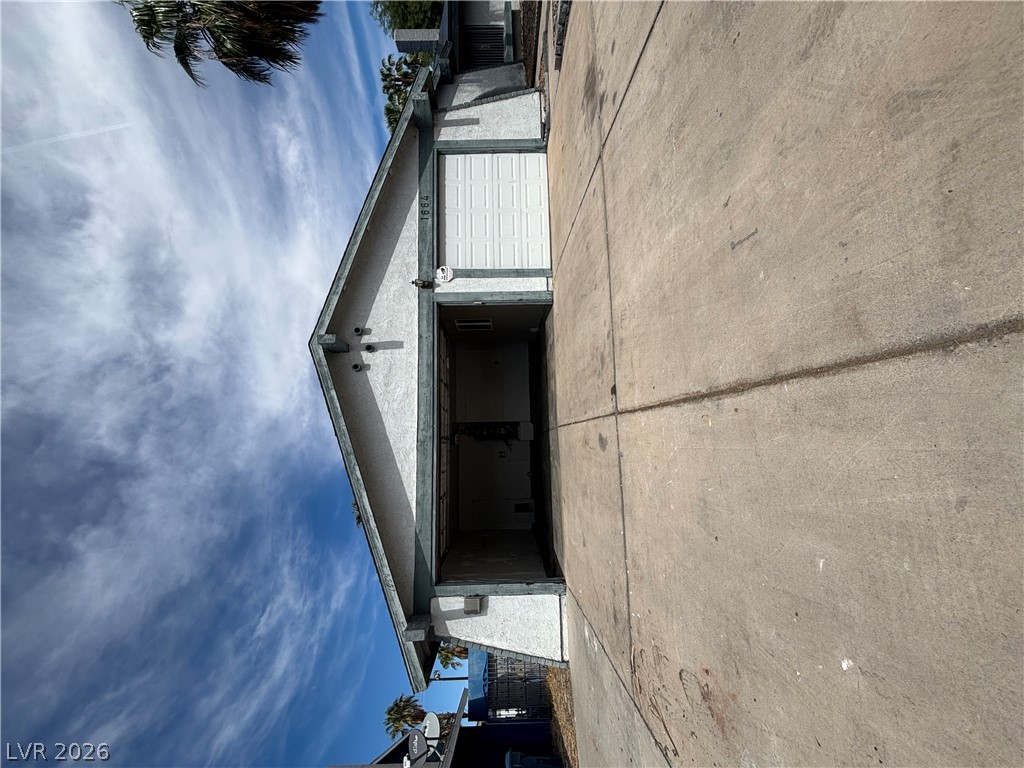 1664 Caliente Court Property Photo 66
