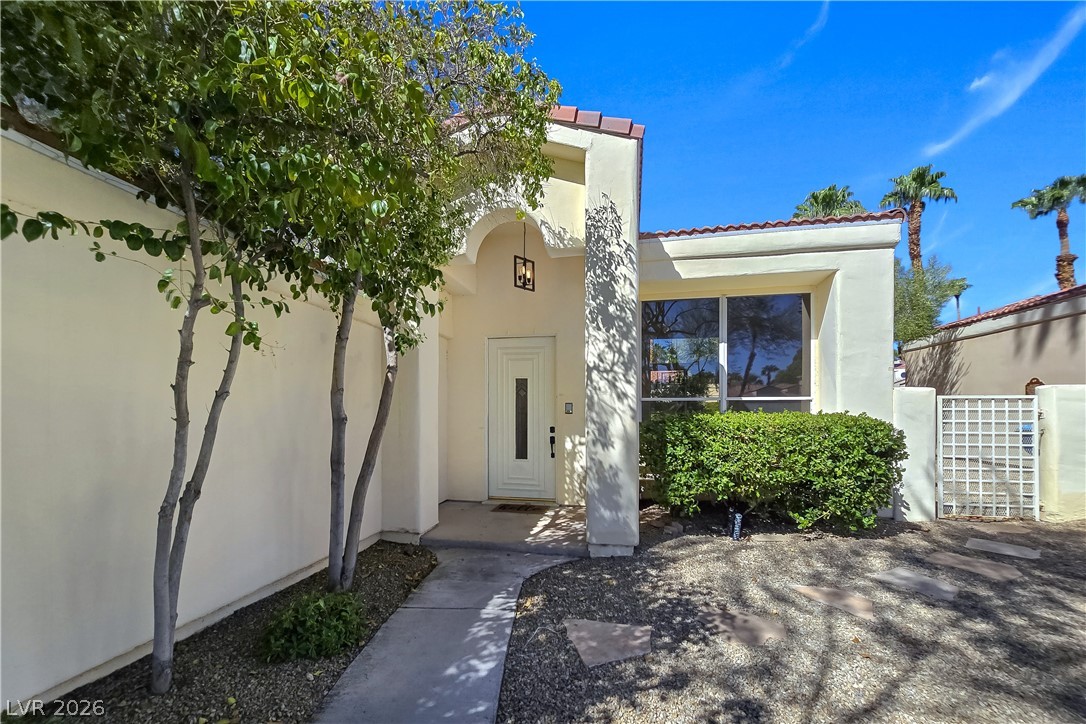 5205 Coral Glow Court Property Photo 2