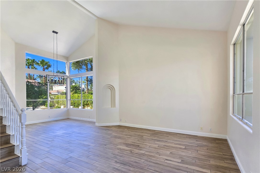 5205 Coral Glow Court Property Photo 3