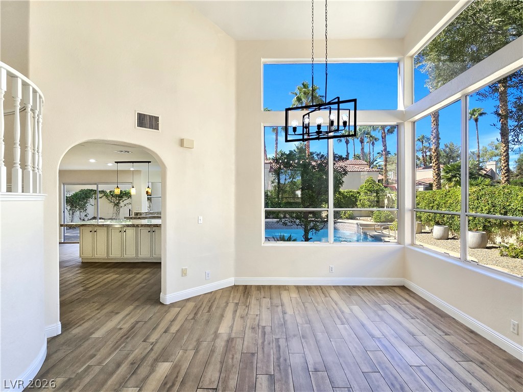 5205 Coral Glow Court Property Photo 5