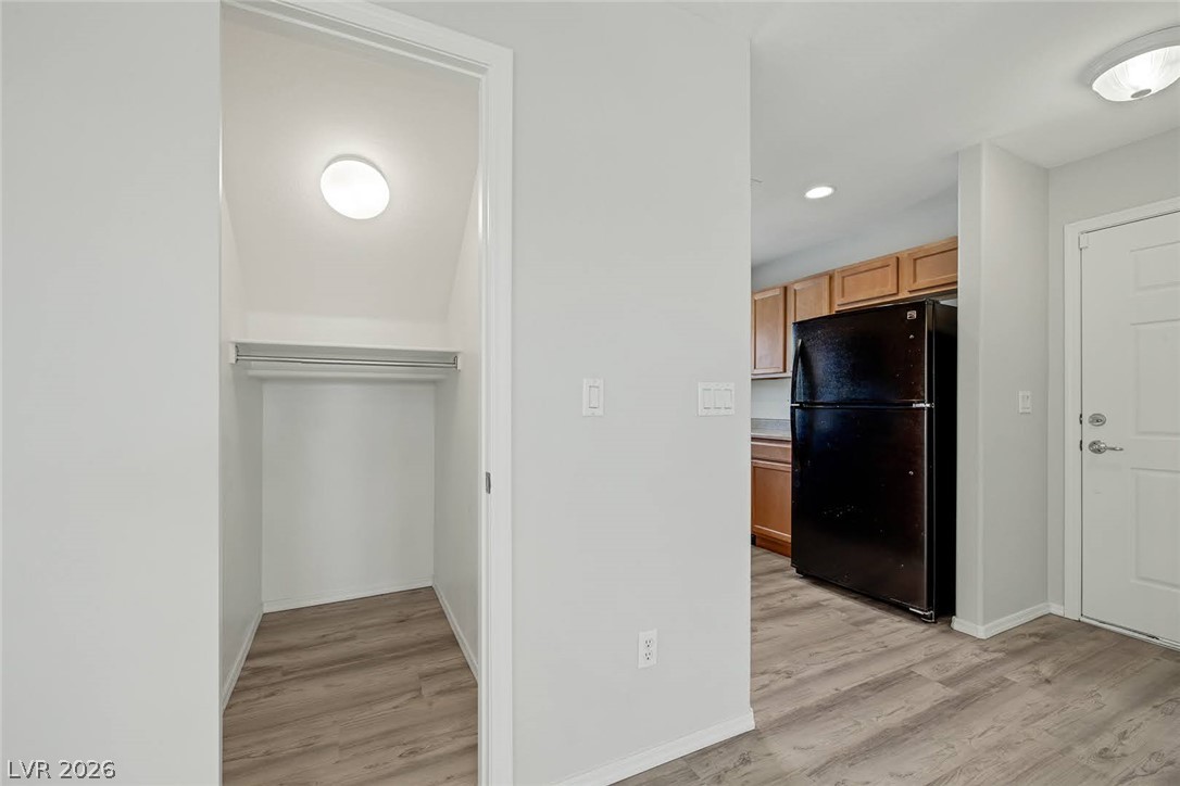 5244 Tipper Avenue Property Photo 10
