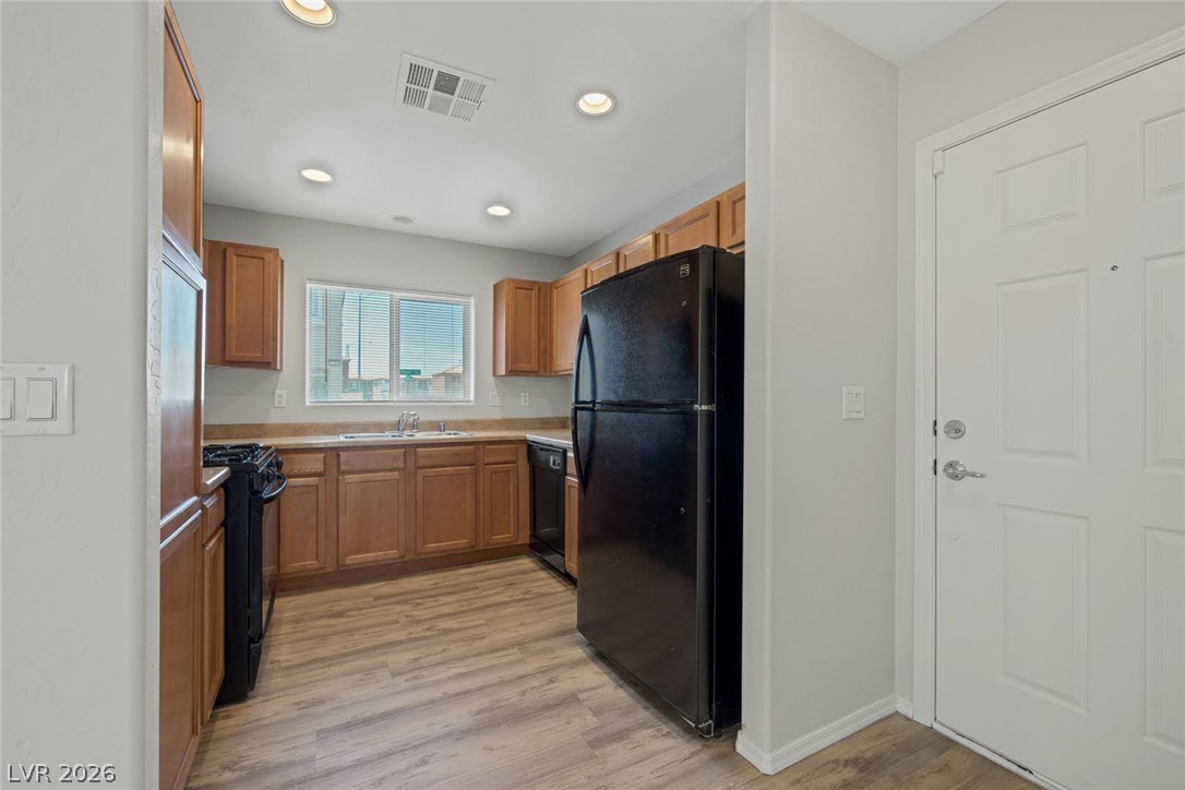 5244 Tipper Avenue Property Photo 14