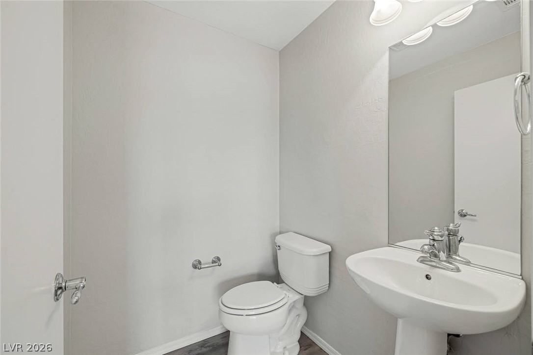 5244 Tipper Avenue Property Photo 17