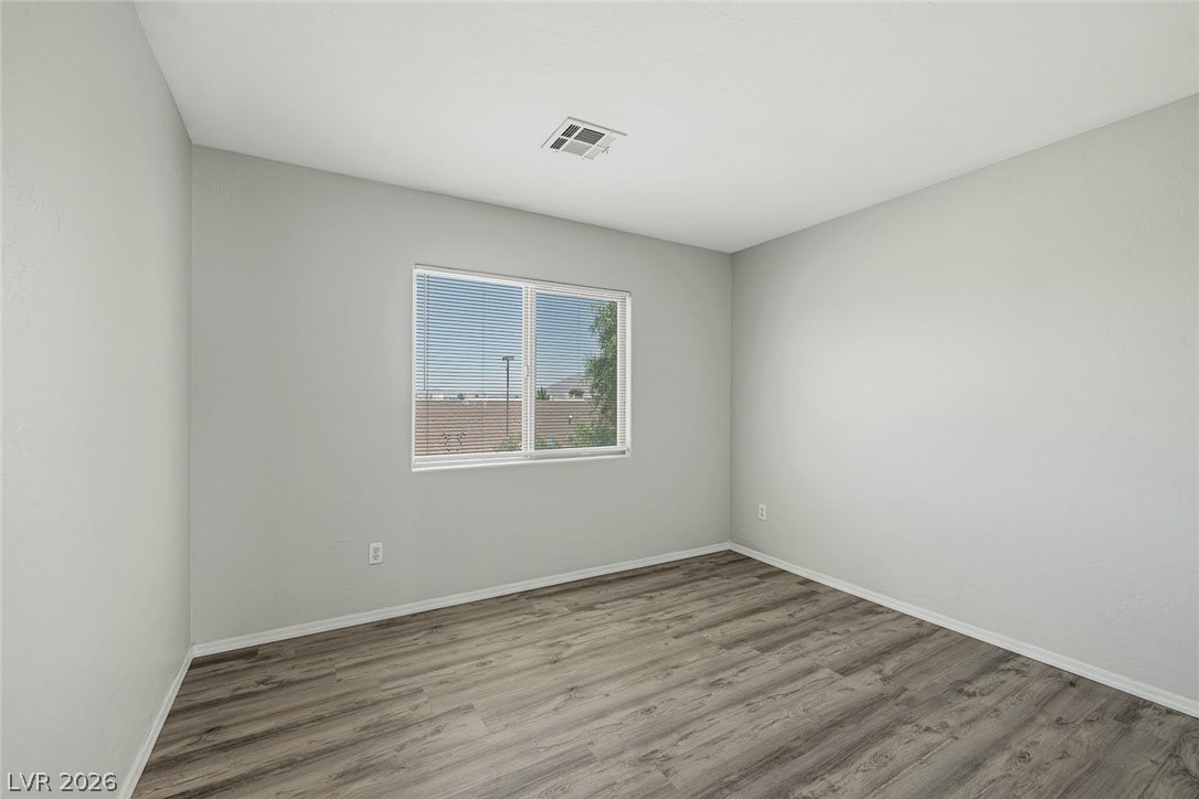 5244 Tipper Avenue Property Photo 31