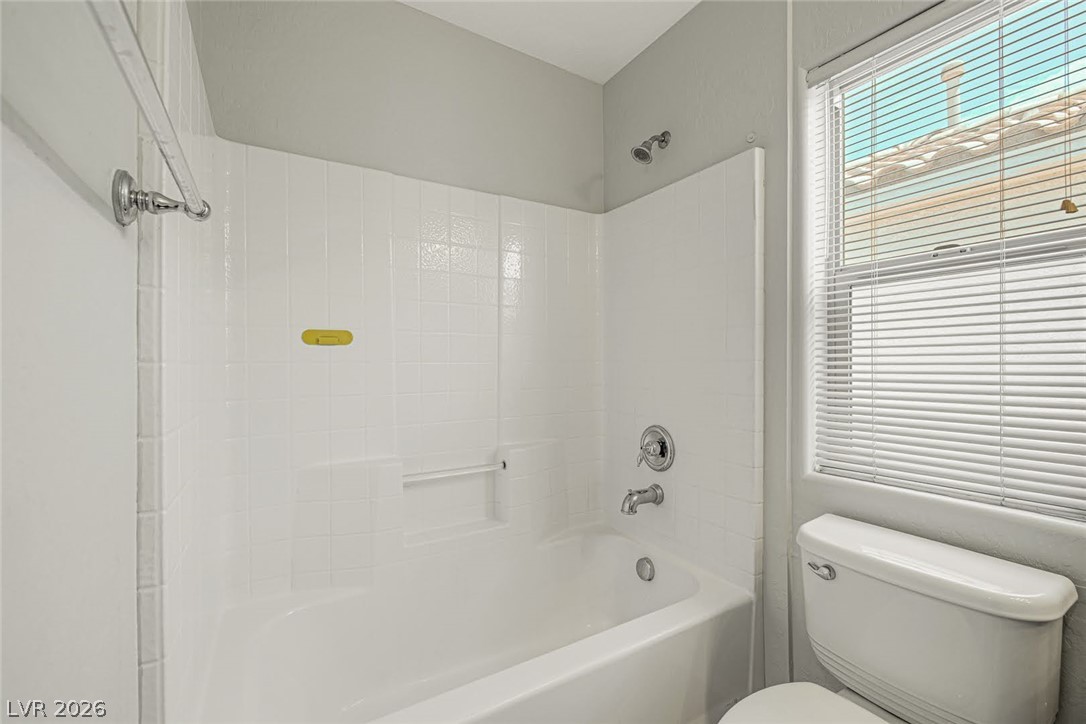 5244 Tipper Avenue Property Photo 33