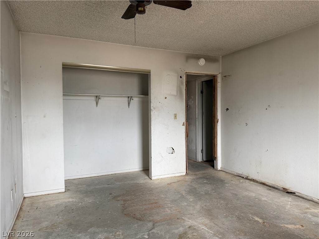4233 Kensington Way Property Photo 12