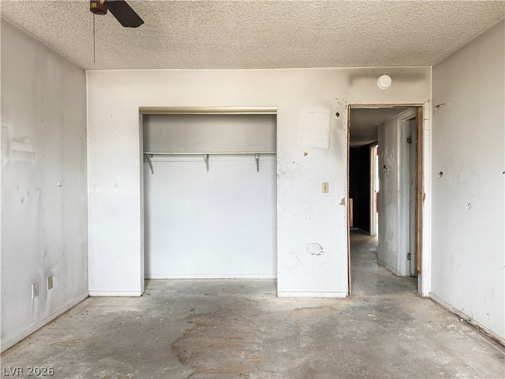 4233 Kensington Way Property Photo 16