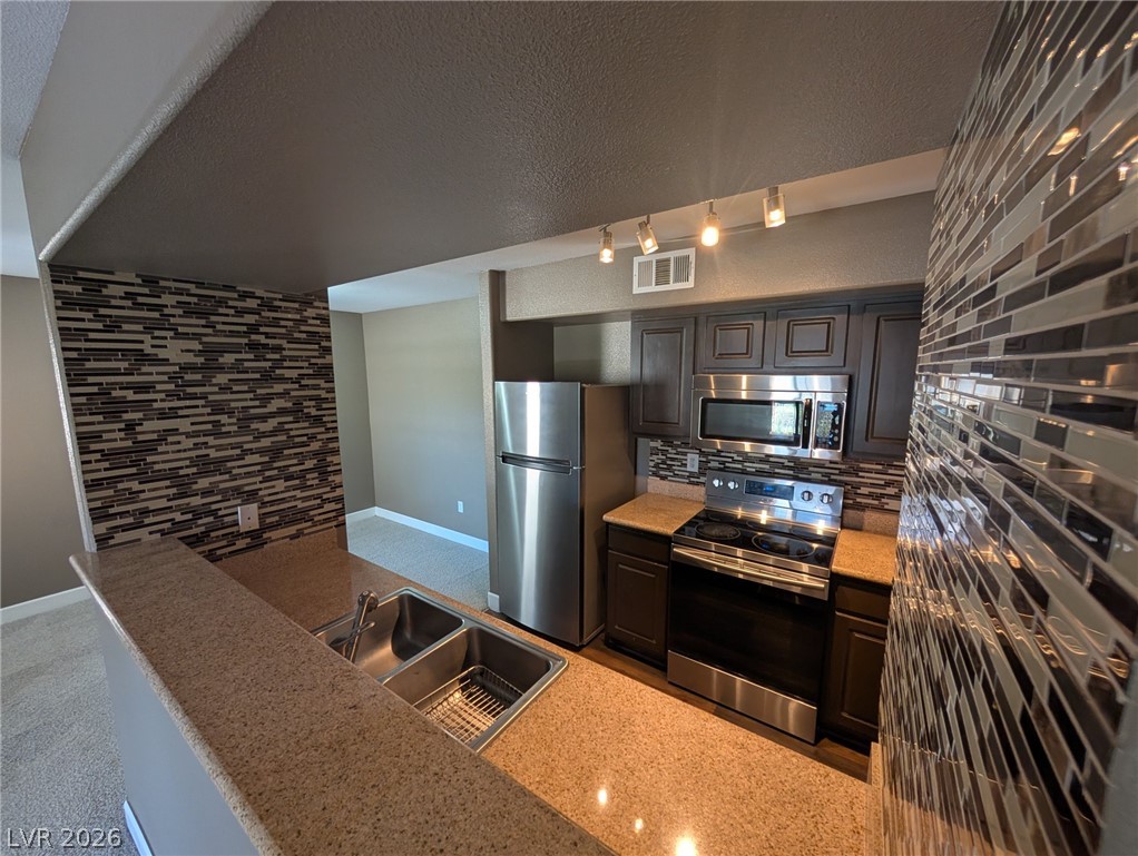 8000 West Badura Avenue 2158 Property Photo 16