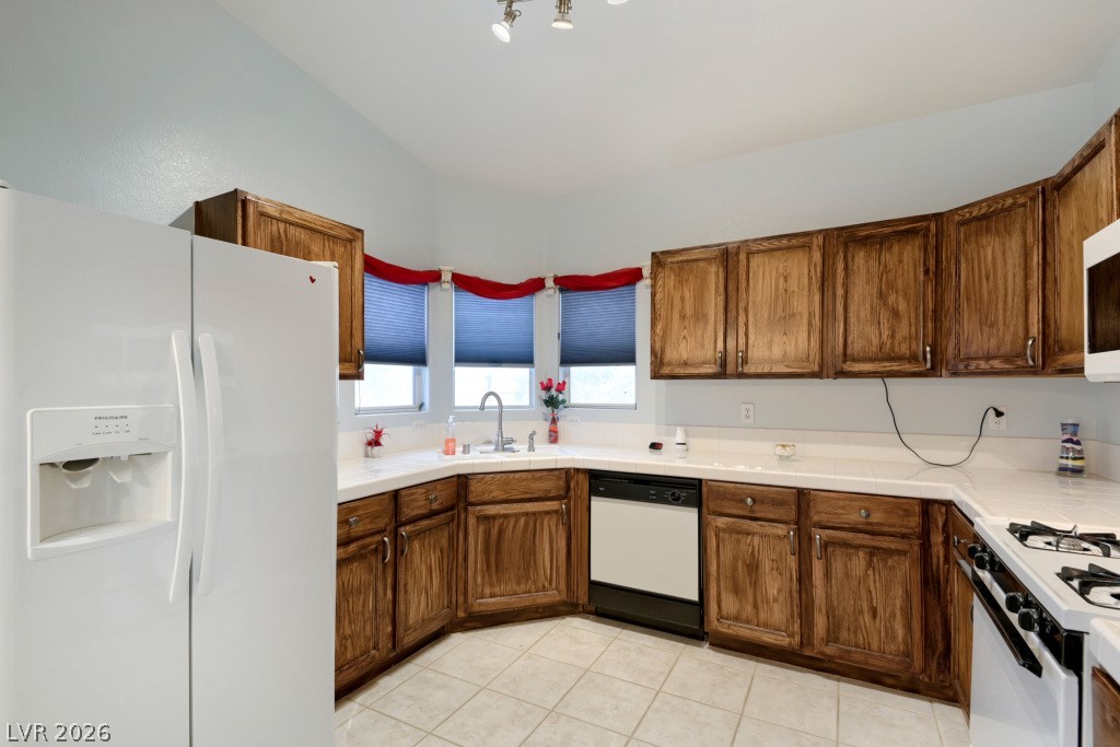 2152 Jasper Bluff Street 202 Property Photo 14