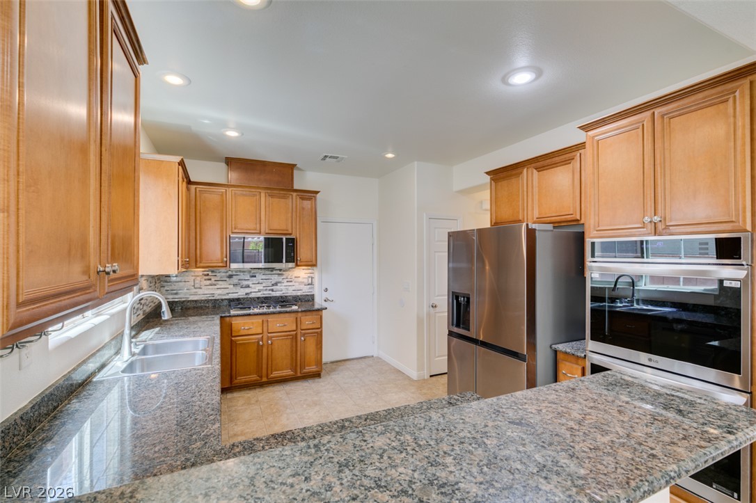 10006 Dancing Lasso Court Property Photo 43