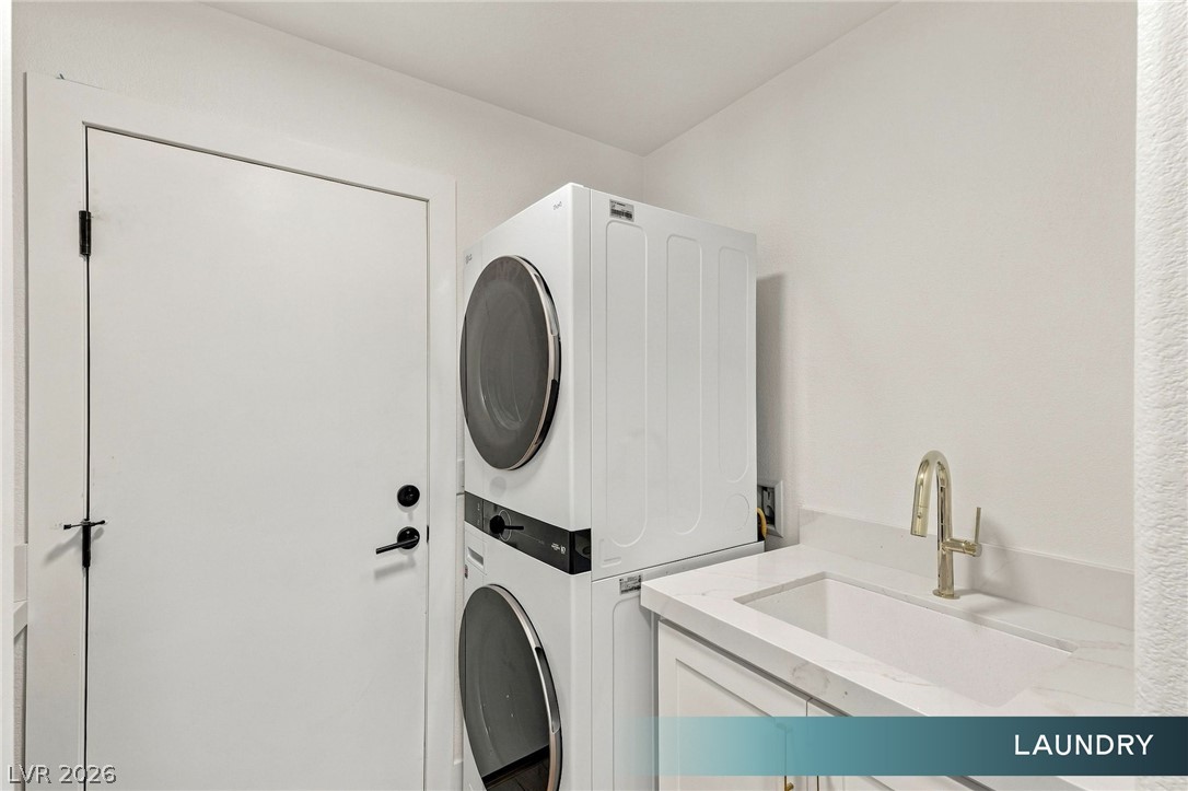 9009 Barium Rock Avenue Property Photo 16