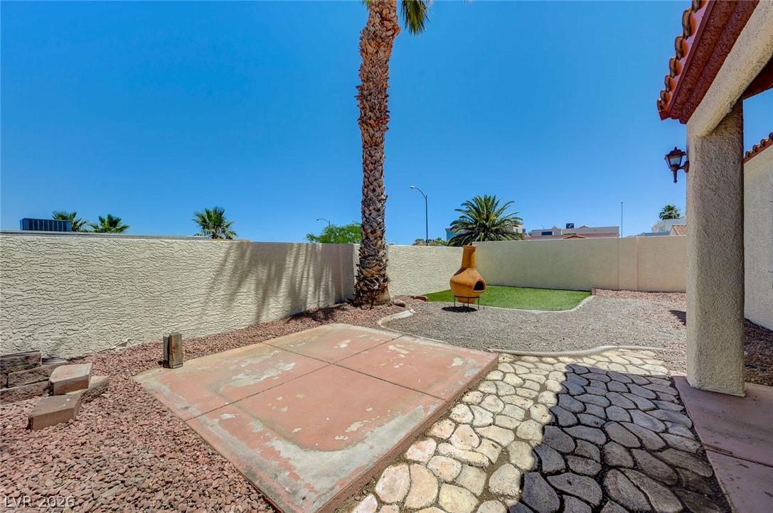 400 Breeze Way Property Photo 31