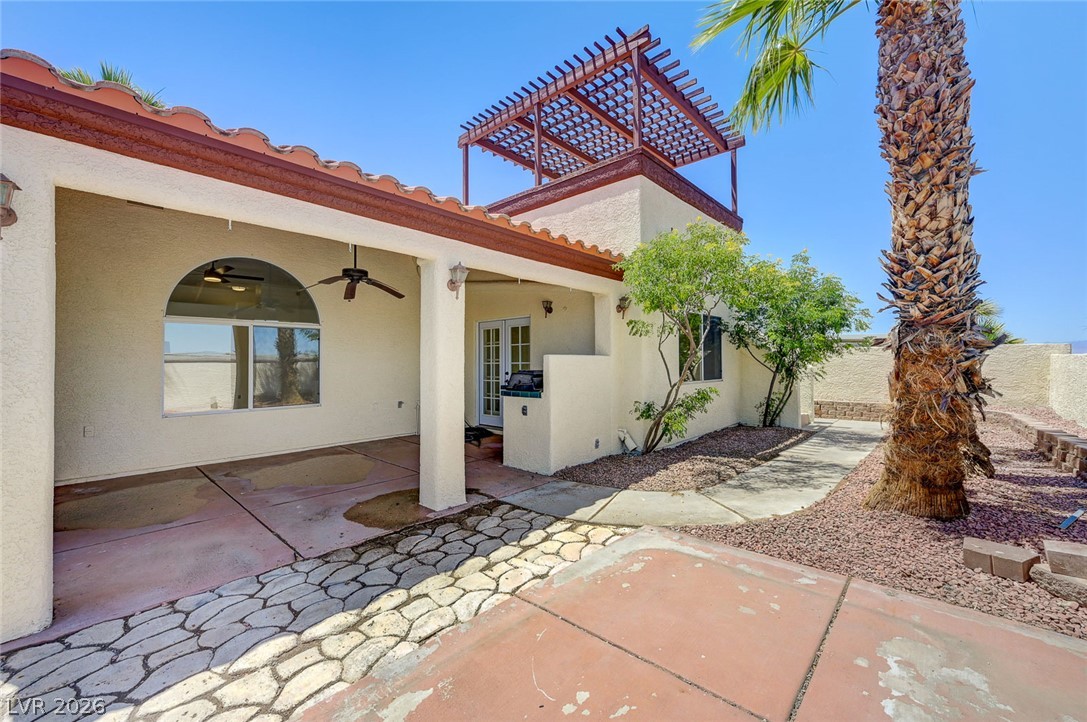 400 Breeze Way Property Photo 35