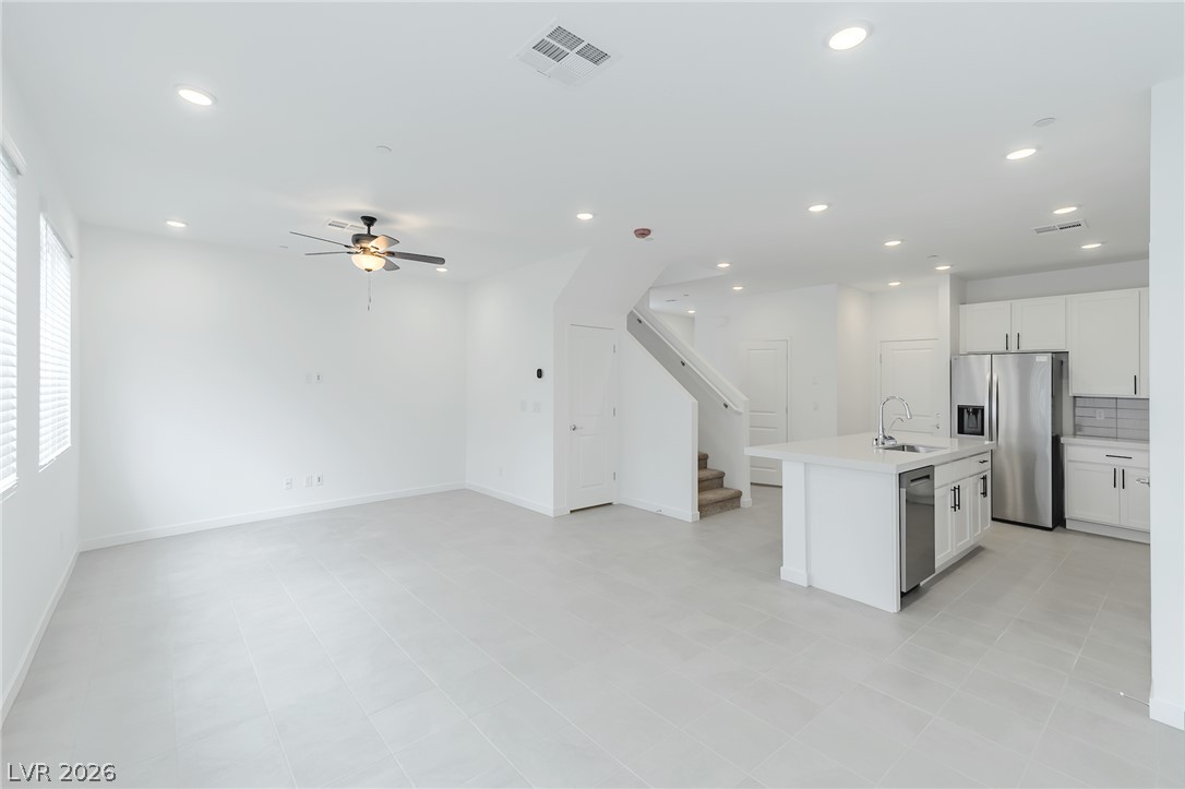 869 Camargo Street Property Photo 10