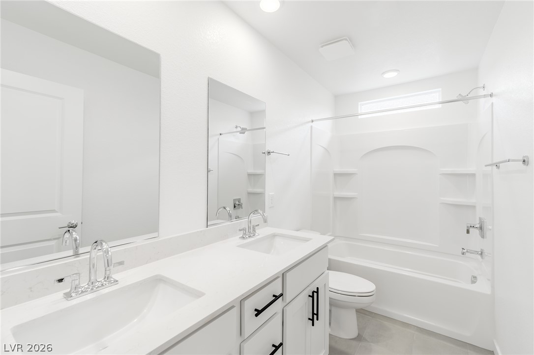 869 Camargo Street Property Photo 23
