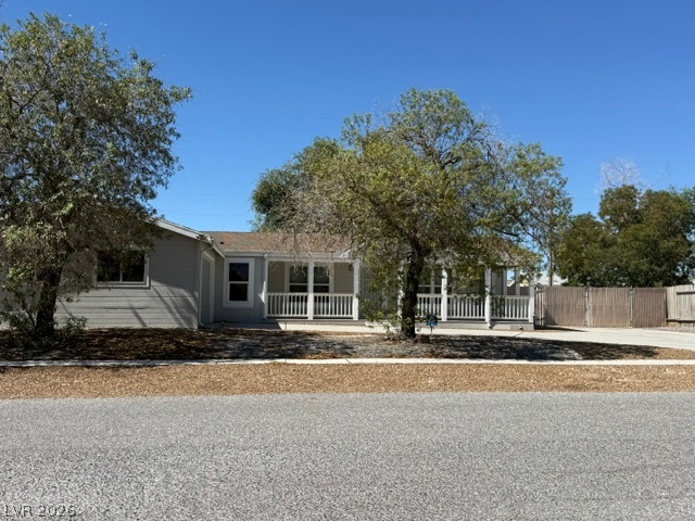 3120 South Summerwood Street Property Photo 2