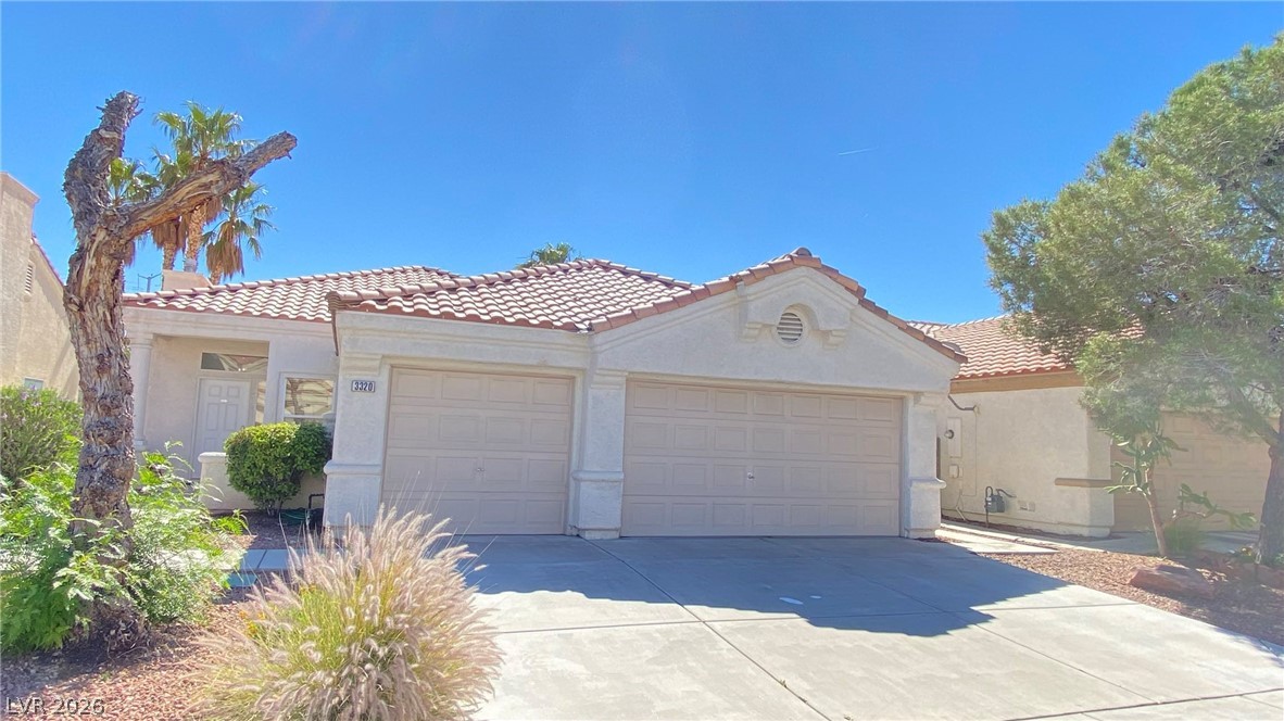 3320 Moon River Street Property Photo 2