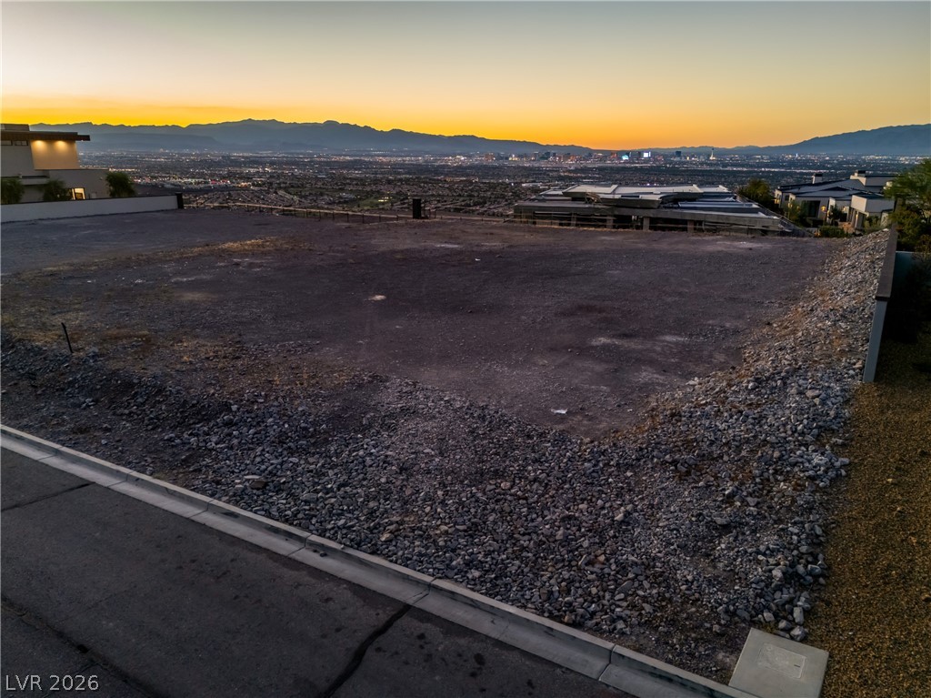 7 Sunset Strip Property Photo 17