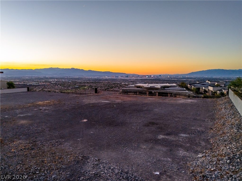 7 Sunset Strip Property Photo 19