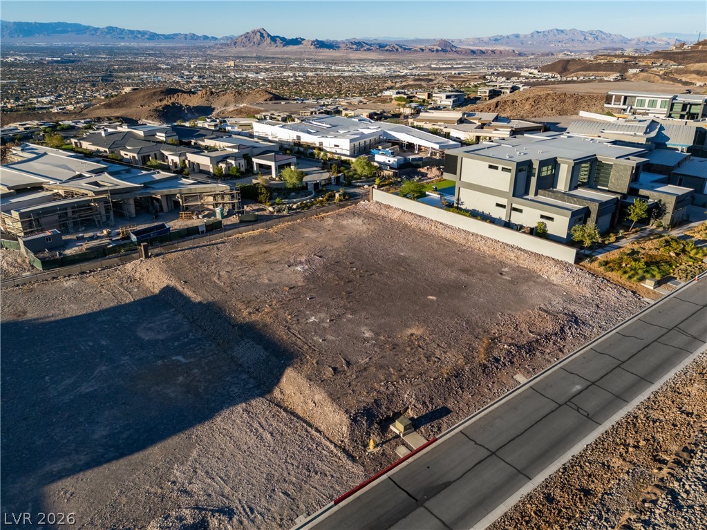 7 Sunset Strip Property Photo 34
