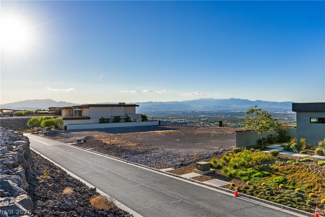 7 Sunset Strip Property Photo 47