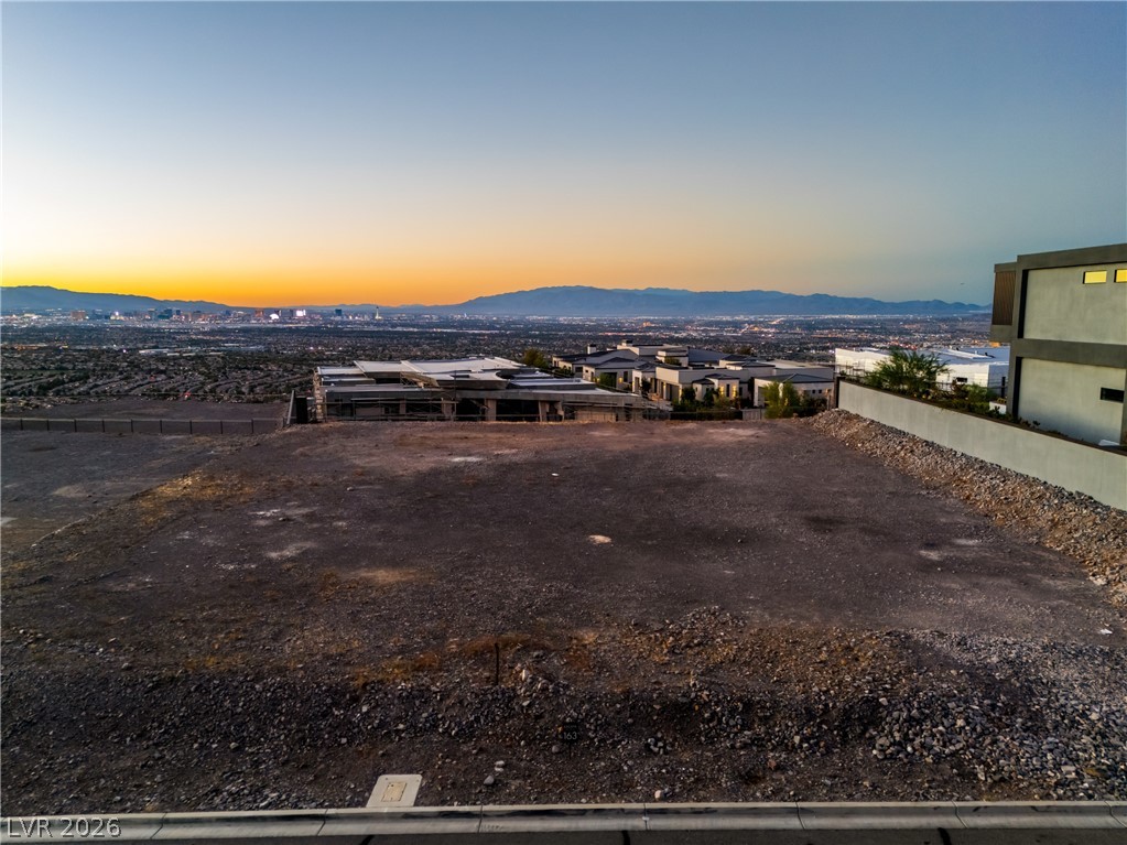7 Sunset Strip Property Photo 52