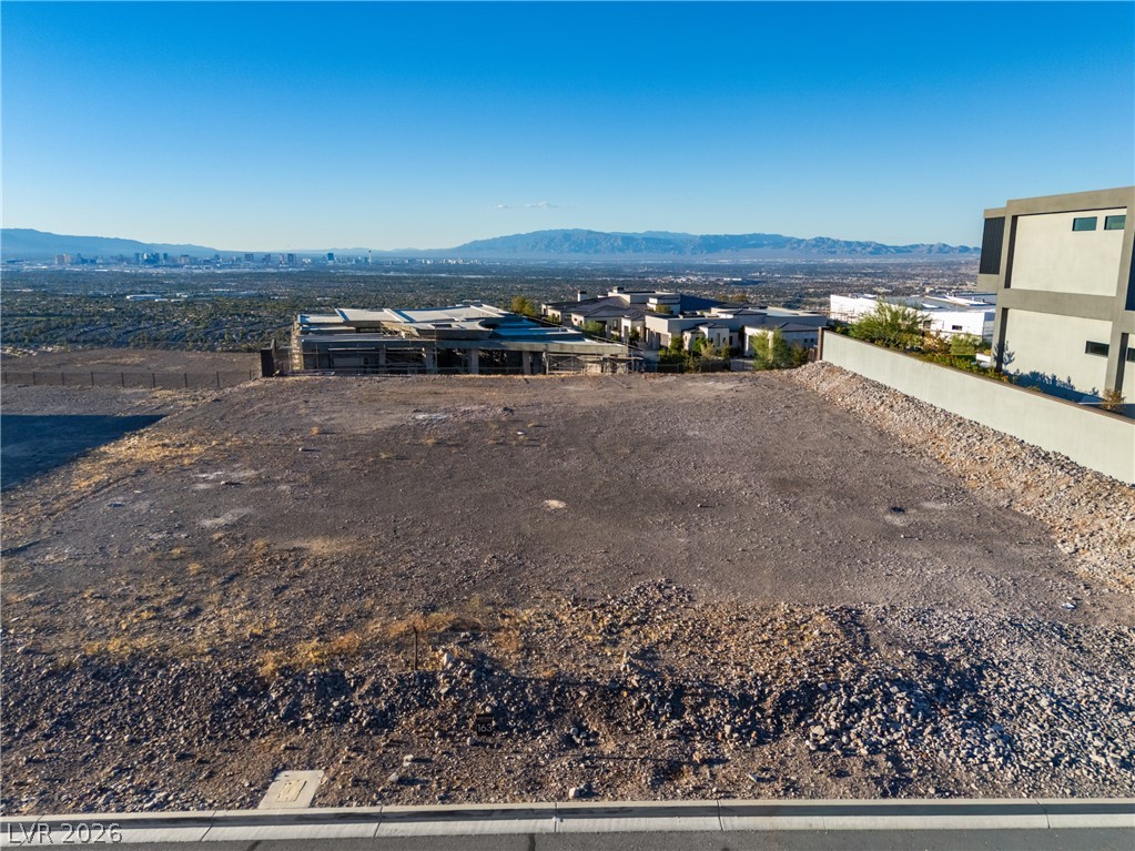 7 Sunset Strip Property Photo 60