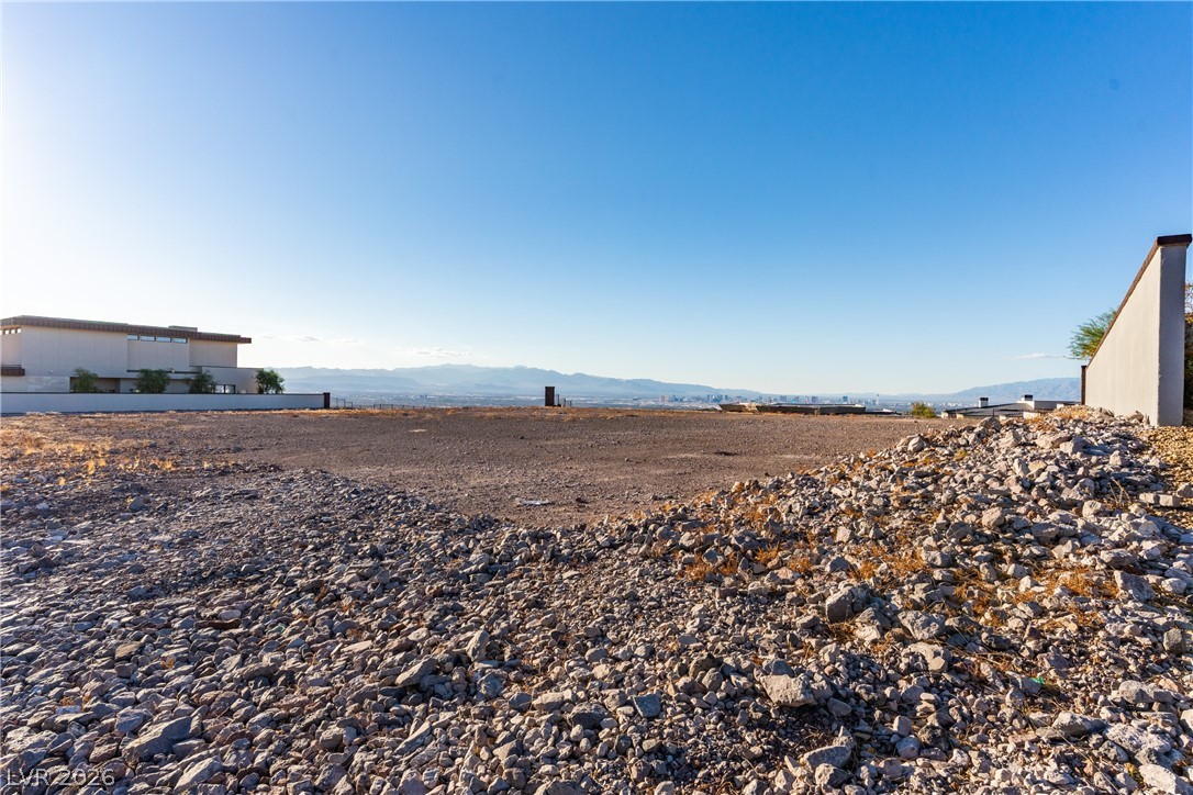 7 Sunset Strip Property Photo 65