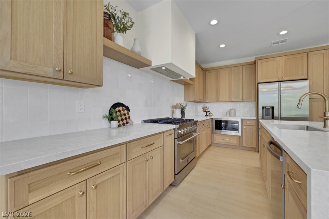 10551 Mandarino Avenue Property Photo 3