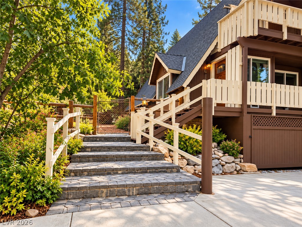 321 Rainbow Canyon Boulevard Property Photo 2
