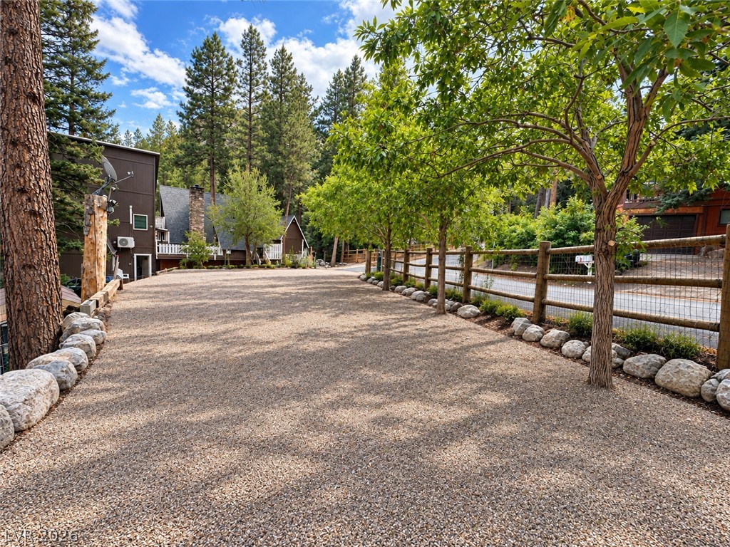 321 Rainbow Canyon Boulevard Property Photo 8