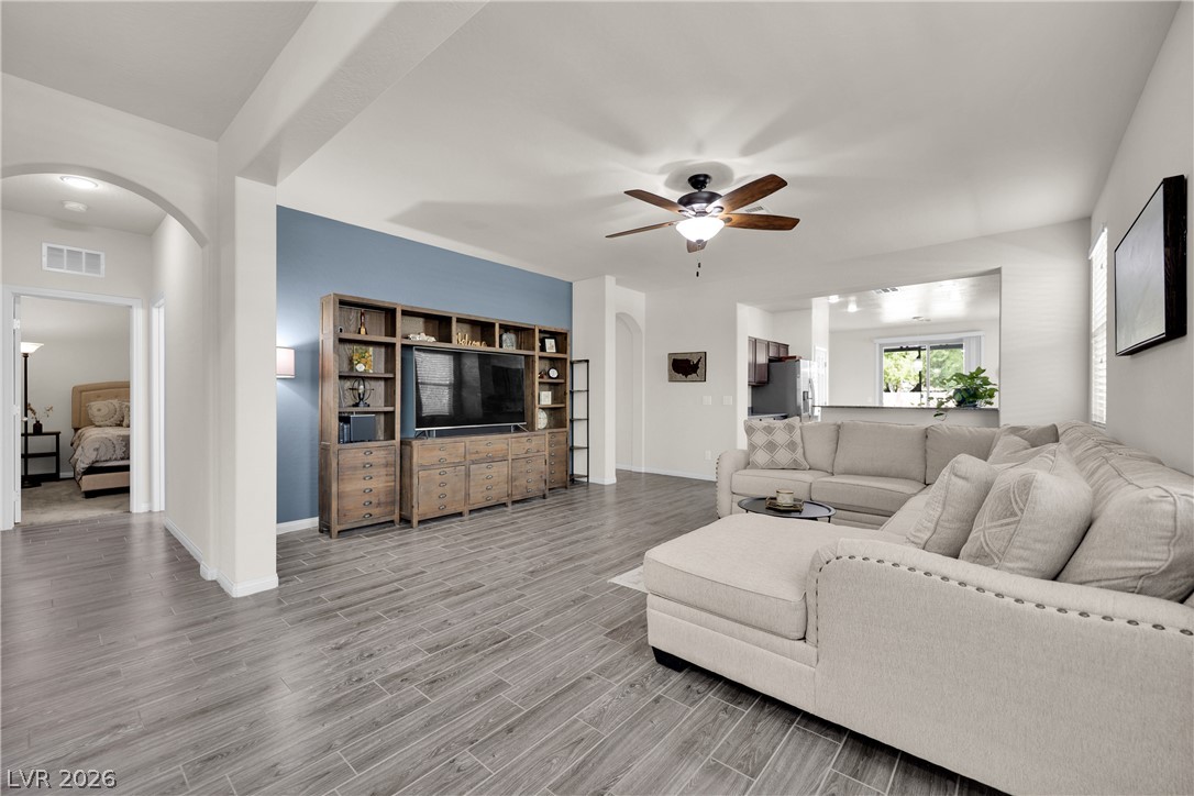 312 Casmailia Avenue Property Photo 4
