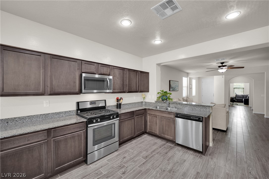 312 Casmailia Avenue Property Photo 9