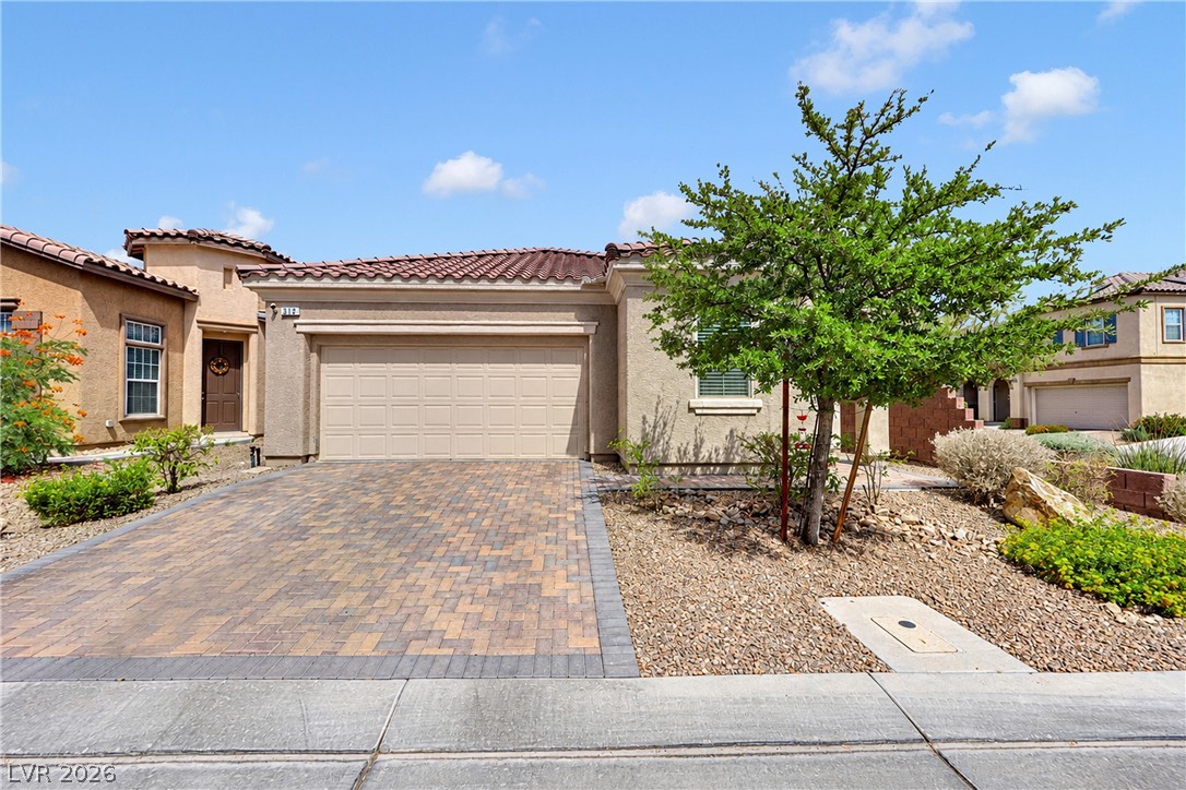 312 Casmailia Avenue Property Photo 17