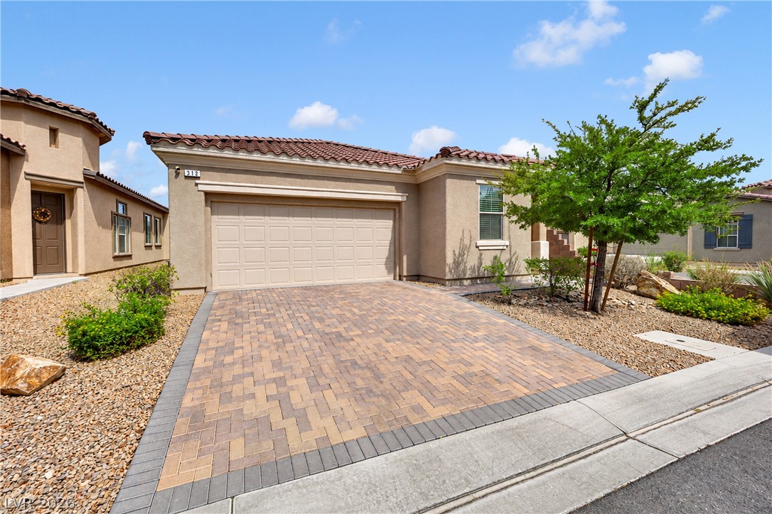 312 Casmailia Avenue Property Photo 34