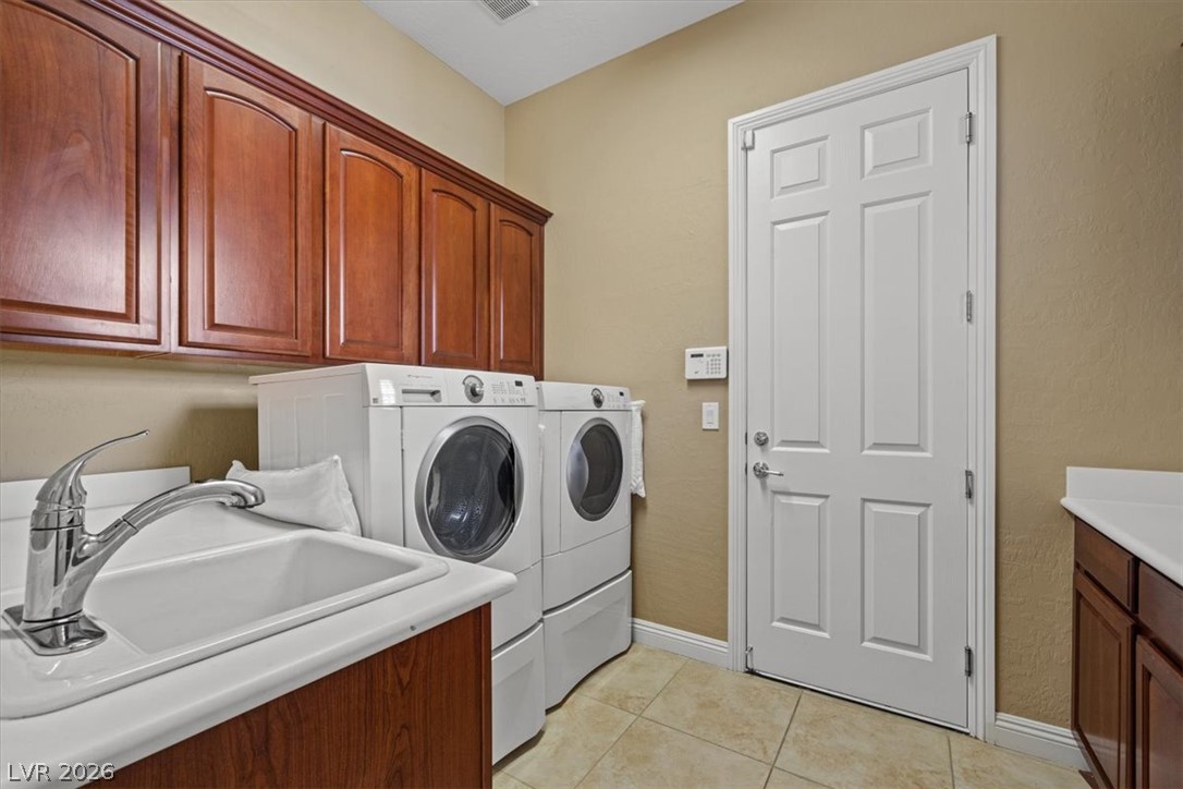 2104 Pont National Drive Property Photo 44