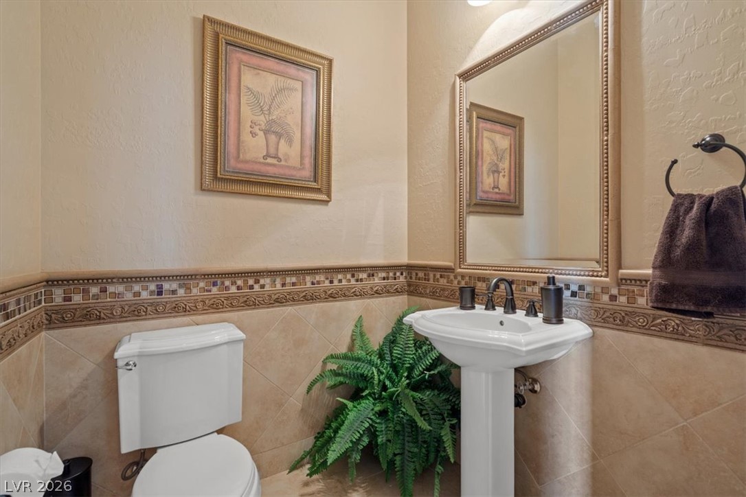 2104 Pont National Drive Property Photo 45