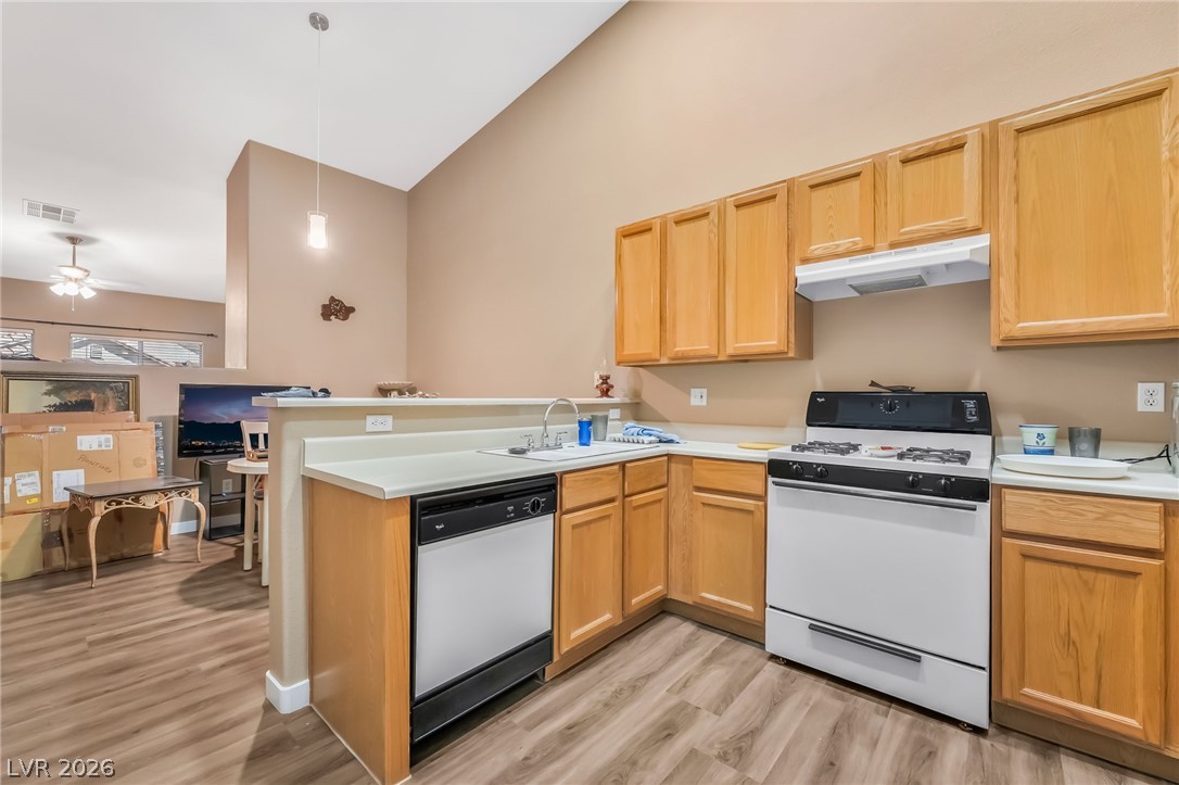 7450 South Eastern Avenue 2030 Property Photo 16