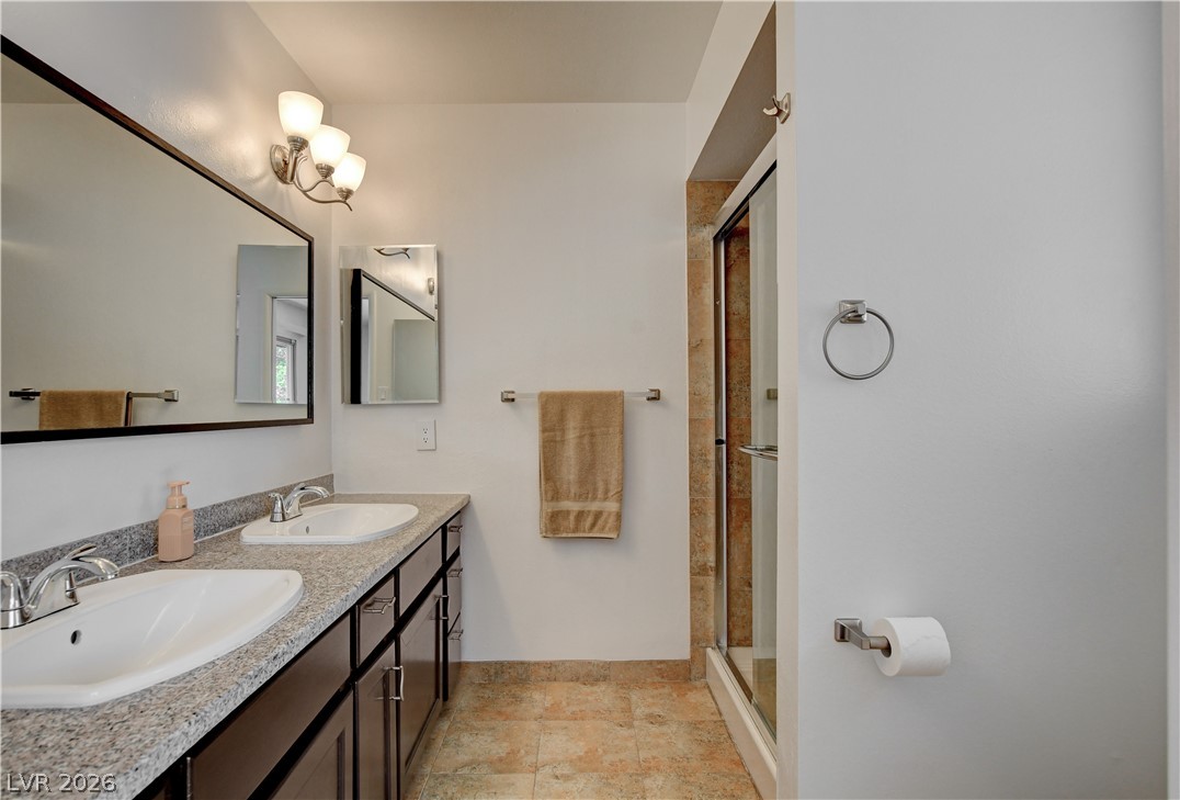 4009 Camas Court Property Photo 34