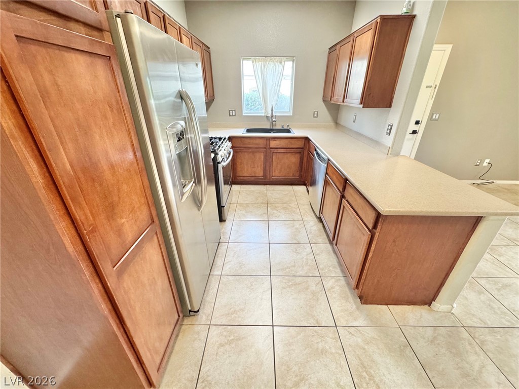 2291 West Horizon Ridge Parkway 4124 Property Photo 3