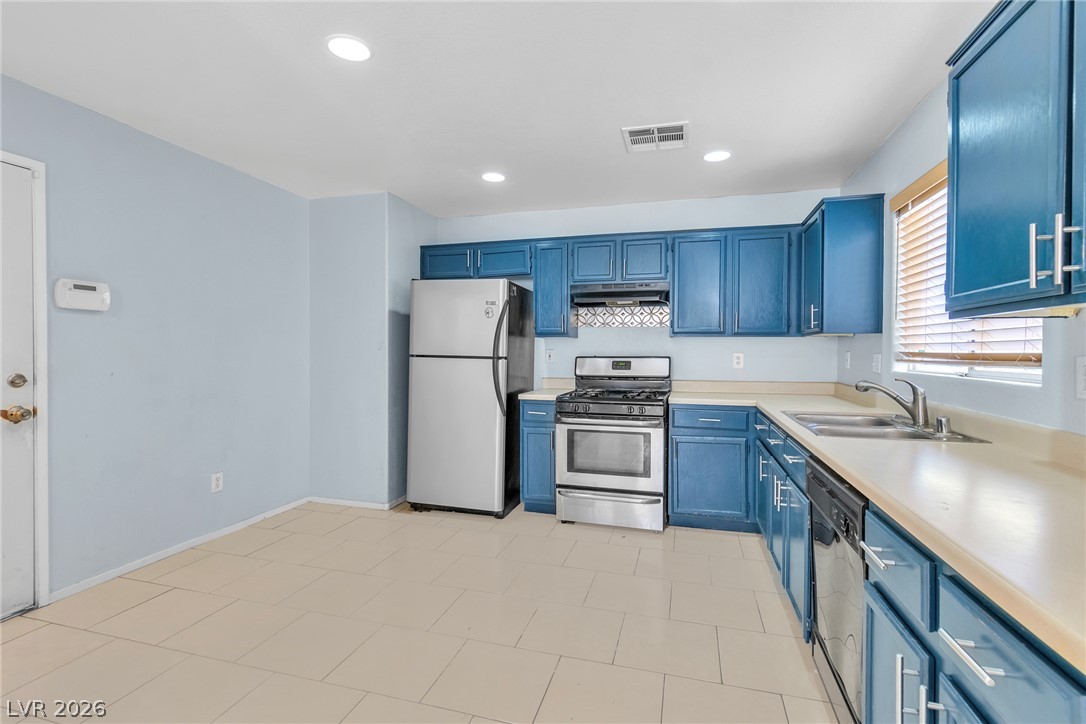5178 Paradise Skies Avenue Property Photo 3