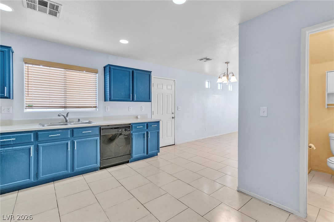5178 Paradise Skies Avenue Property Photo 5