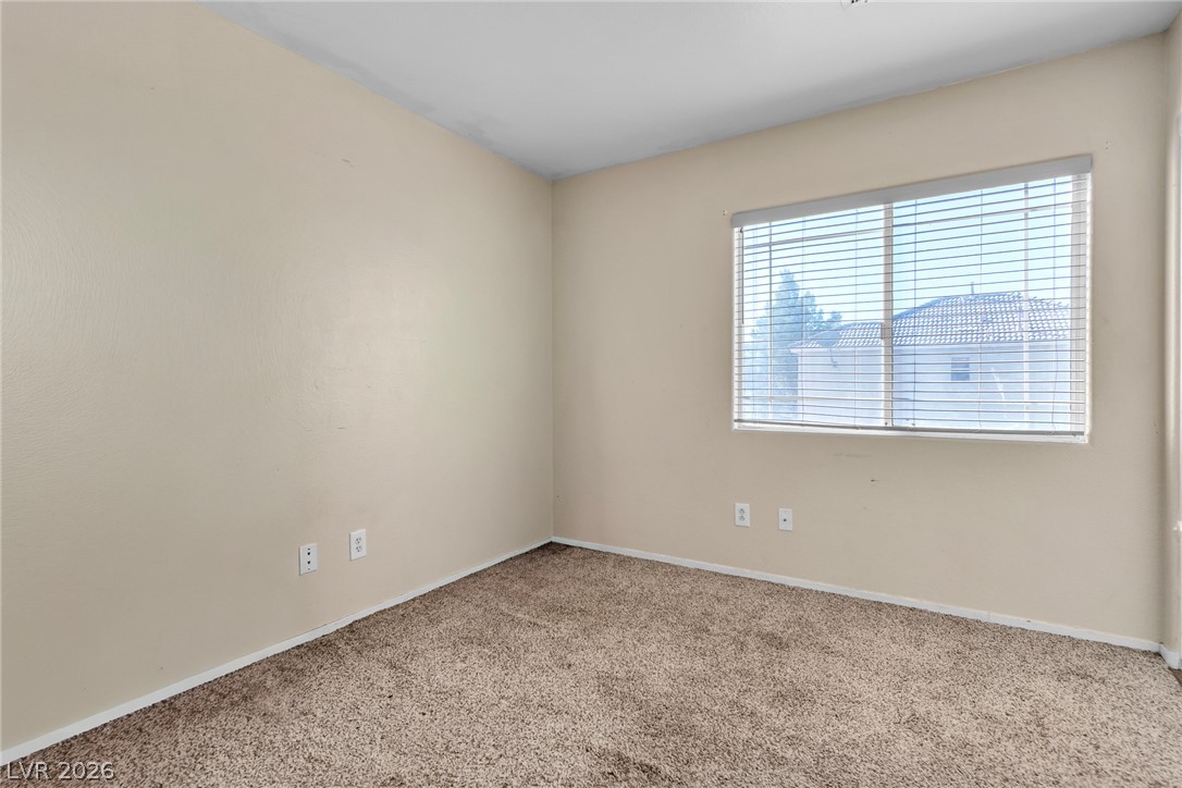 5178 Paradise Skies Avenue Property Photo 11