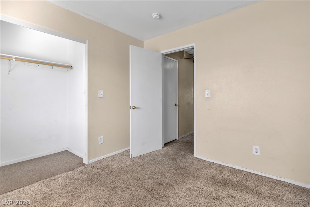 5178 Paradise Skies Avenue Property Photo 12