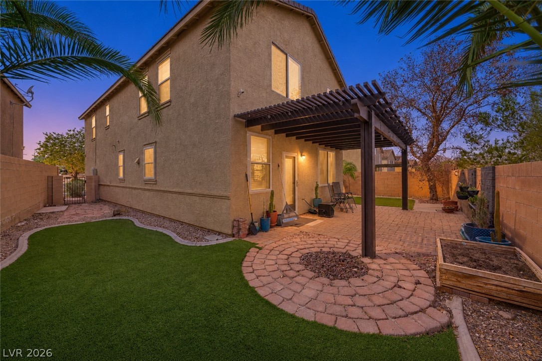 996 Water Cove Street Property Photo 3