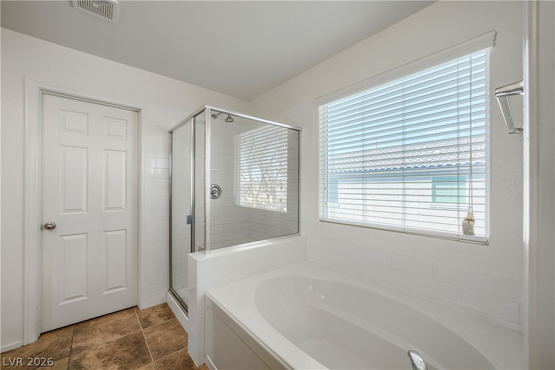 996 Water Cove Street Property Photo 34
