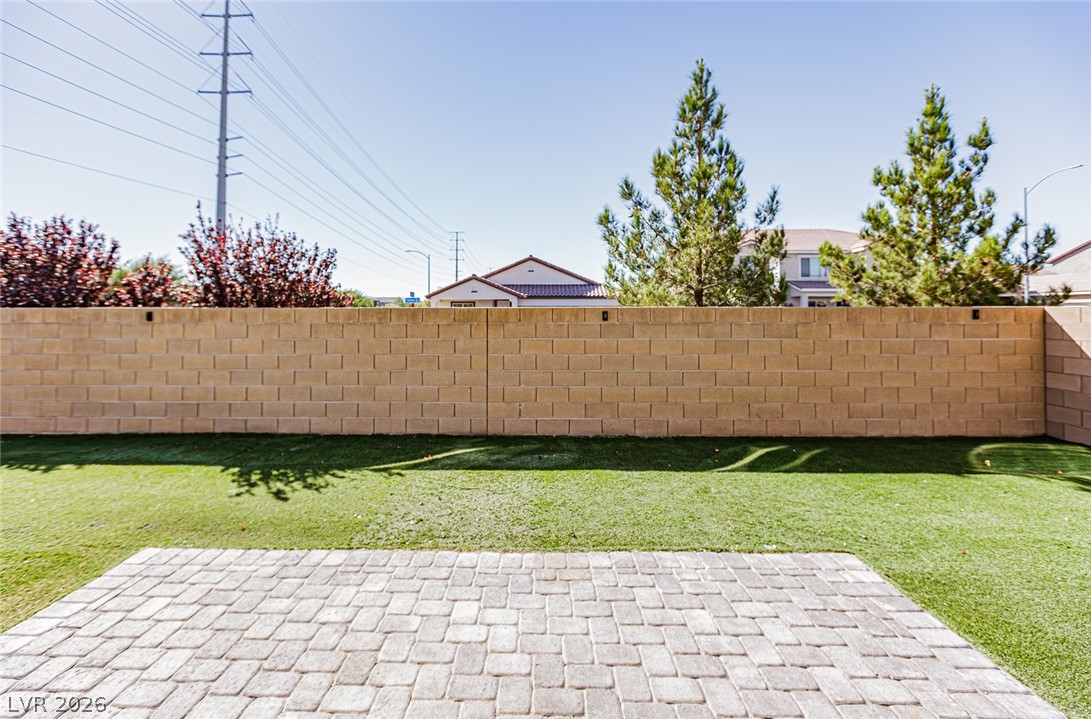 1911 Luxor Lights Avenue Property Photo 40
